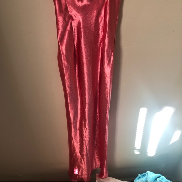 GUC Mistress Rocks Pink Satin Maxi with High Slit Size XS - Picture 8 of 10